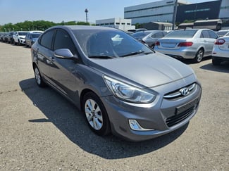 Hyundai Accent 2017, état neuf, diesel