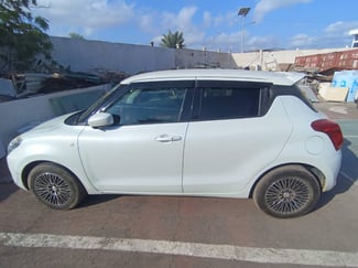 Suzuki Swift 2019 importée de Dubai, boîte automatique