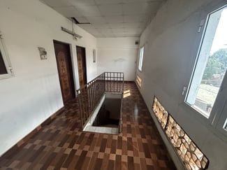 Appartement 3 chambres à louer à Einguela - Proche laboratoire BIO24 et Pharmacie Capitale