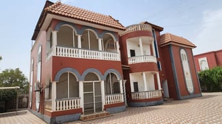 Appartement F5 spacieux avec parking et commodités à Gabode 6