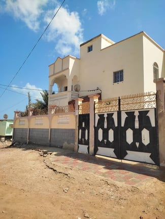 Bel appartement F4 avec parking à Saline Ouest - 3 chambres et grand salon lumineux