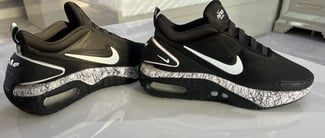 Chaussures Nike Adapt Auto Max, neuves, taille 43