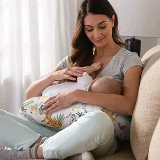coussin d’allaitement doux et ergonomique