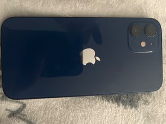 iPhone 12 64 Go en bon état, prix négociable
