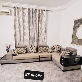 Lot de meubles pour salon et chambres, en excellent état