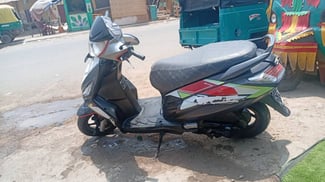 Scooter en bon état - Prix négociable