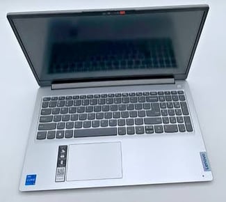 Ordinateur portable Lenovo Core 3, batterie en bon état