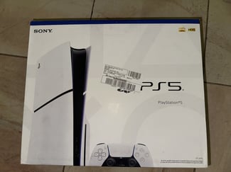 Playstation 5 Slim neuve, sous emballage, importée du Canada