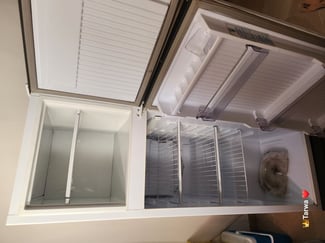 Réfrigérateur Kiriazi 220L - Comme neuf, parfait pour appartement ou colocation