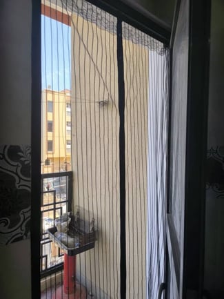 RIDEAU ANTI-MOUSTIQUE MAGNÉTIQUE