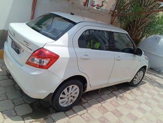 Suzuki Dzire 2016 Blanche, Automatique, Entretien à jour