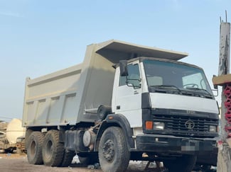Camion TATA Robuste, Légèrement Négociable