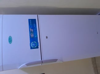 Réfrigérateur DTC en bon état à vendre