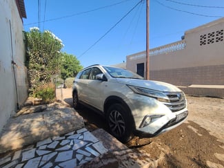 Toyota Rush, essence, boîte manuelle, bon état