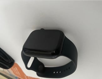 Apple Watch Série 7 45mm - Très Bon État - Prix Négociable