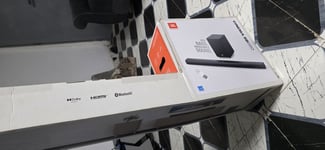 Barre de son JBL Cinema SB550 avec subwoofer sans fil - Excellent &eacute;tat