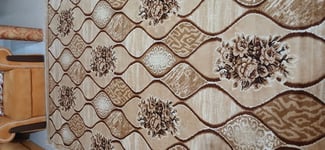 Ustensiles de cuisine et tapis à vendre