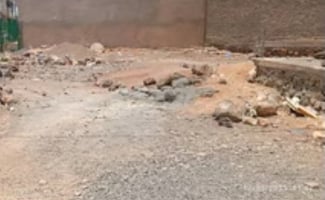 Terrain avec titre foncier à Cité Nassib 1, 108m²