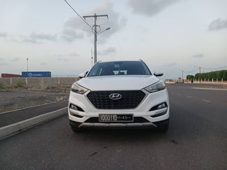 Hyundai Tucson 2018, diesel, bo&icirc;te automatique, faible kilom&eacute;trage