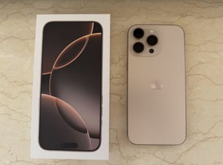 iPhone 16 Pro Max Desert Titanium 256GB - 97% Battery