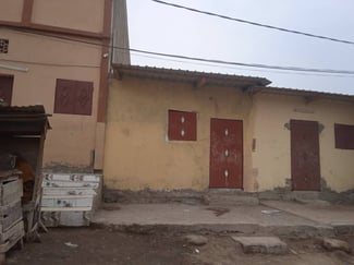 Local commercial &agrave; louer &agrave; Q6