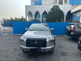 Mitsubishi Sportero 2025,, &eacute;tat neuf