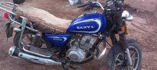 Moto Sanya 150 - Bon &eacute;tat, prix int&eacute;ressant
