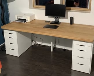 Bureau professionnel en excellent &eacute;tat