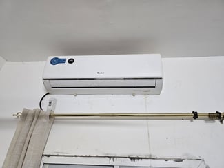 Climatiseur Gree 2.5 CV en excellent &eacute;tat