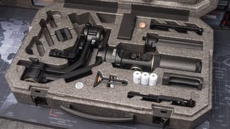 Stabilisateur Gimbal Zhiyun 2S pour appareils photo DSLR et mirrorless