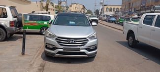Hyundai Santa Fe 2016, diesel, automatique, climatisation, import&eacute; en 2023