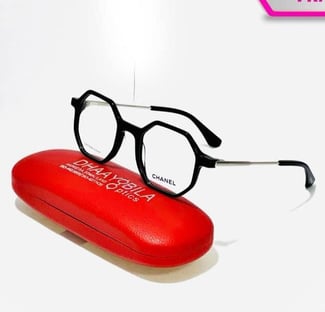 Lunettes adapt&eacute;es &agrave; votre vue - Dior, Chanel et plus encore