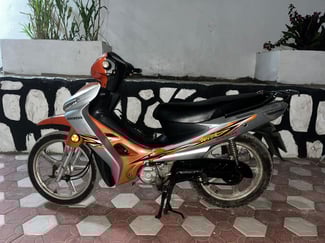 Moto 110 en excellent &eacute;tat - &agrave; saisir !