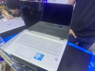 Ordinateur HP Core i5 7&egrave;me Gen en excellent &eacute;tat