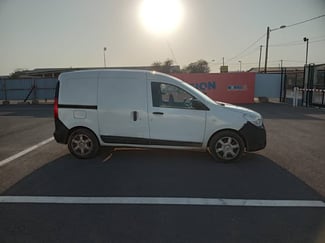 Renault Dokker 2022, diesel, bo&icirc;te manuelle, faible kilom&eacute;trage