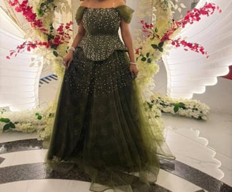 Robe de soir&eacute;e vert olive &ndash; Excellent &eacute;tat