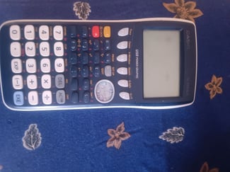 Calculatrice graphique en excellent &eacute;tat pour lyc&eacute;ens et &eacute;tudiants