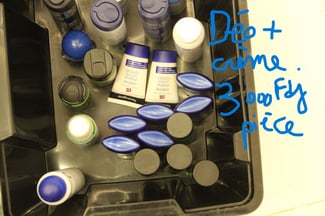 Lot de d&eacute;odorants et cr&egrave;mes neufs