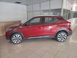 Nissan D84 essence, 34375km, &eacute;tat neuf