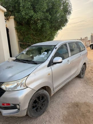 Toyota Avanza 2017, bo&icirc;te Automatique, essence, climatisation parfaite