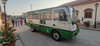 Bus Renault 2017, pr&ecirc;t pour service, excellent &eacute;tat