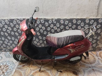 Moto Mahindra DZ 200 - Parfait &eacute;tat