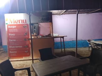 Restaurant complet &eacute;quip&eacute; &agrave; vendre pr&egrave;s du Eega