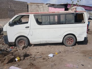 Minibus Toyota Hiace 15 places