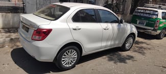 Suzuki Dzire 2024, boîte automatique, essence, très bon état