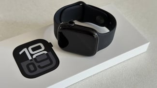 Apple Watch Serie 10 Neuve - 42mm, Noir, Wifi, Bluetooth, GPS