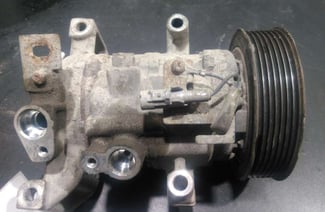 Compresseur climatiseur Toyota Hilux Revo 2021, 3 mois d'utilisation