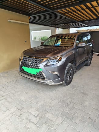 Lexus GX460 Luxe, 38 000 km, automatique, climatisé, caméra de recul, excellent état - Djibouti