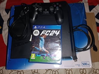 PS4 Slim 500GB + Manette + Jeu inclus - Comme neuve