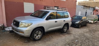 Toyota Land Cruiser V8 2011, boîte Manuelle, 72K km, Hors taxe